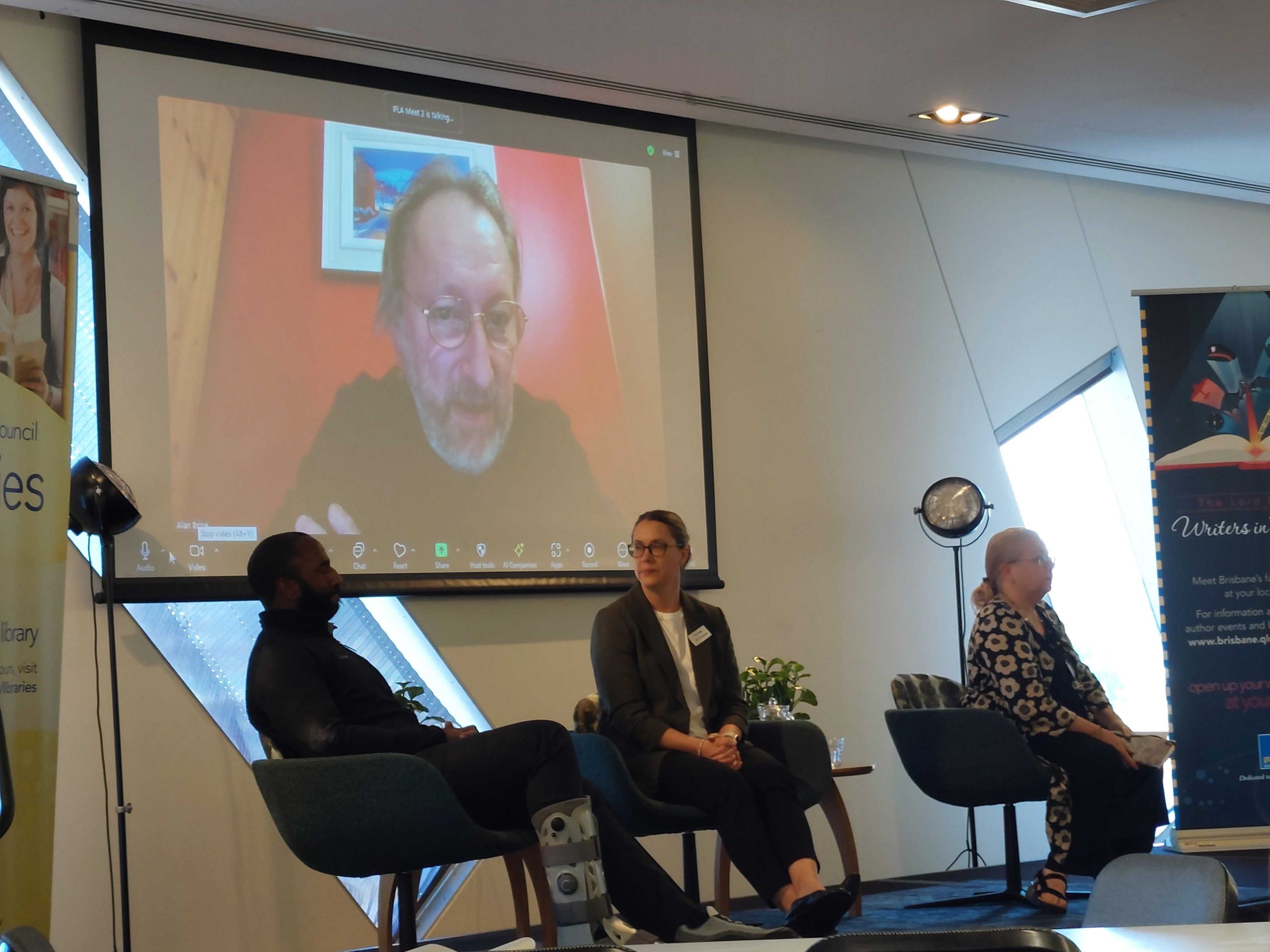 Tony, Jamie, Jacqui & Alan Our ALIA Mentoring Mysteries panelists with Alan Brine, CILIP via Zoom.